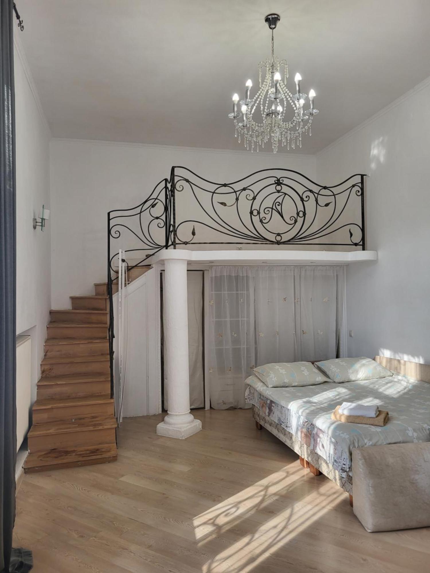 Японська 5 Apartment Lviv Bagian luar foto