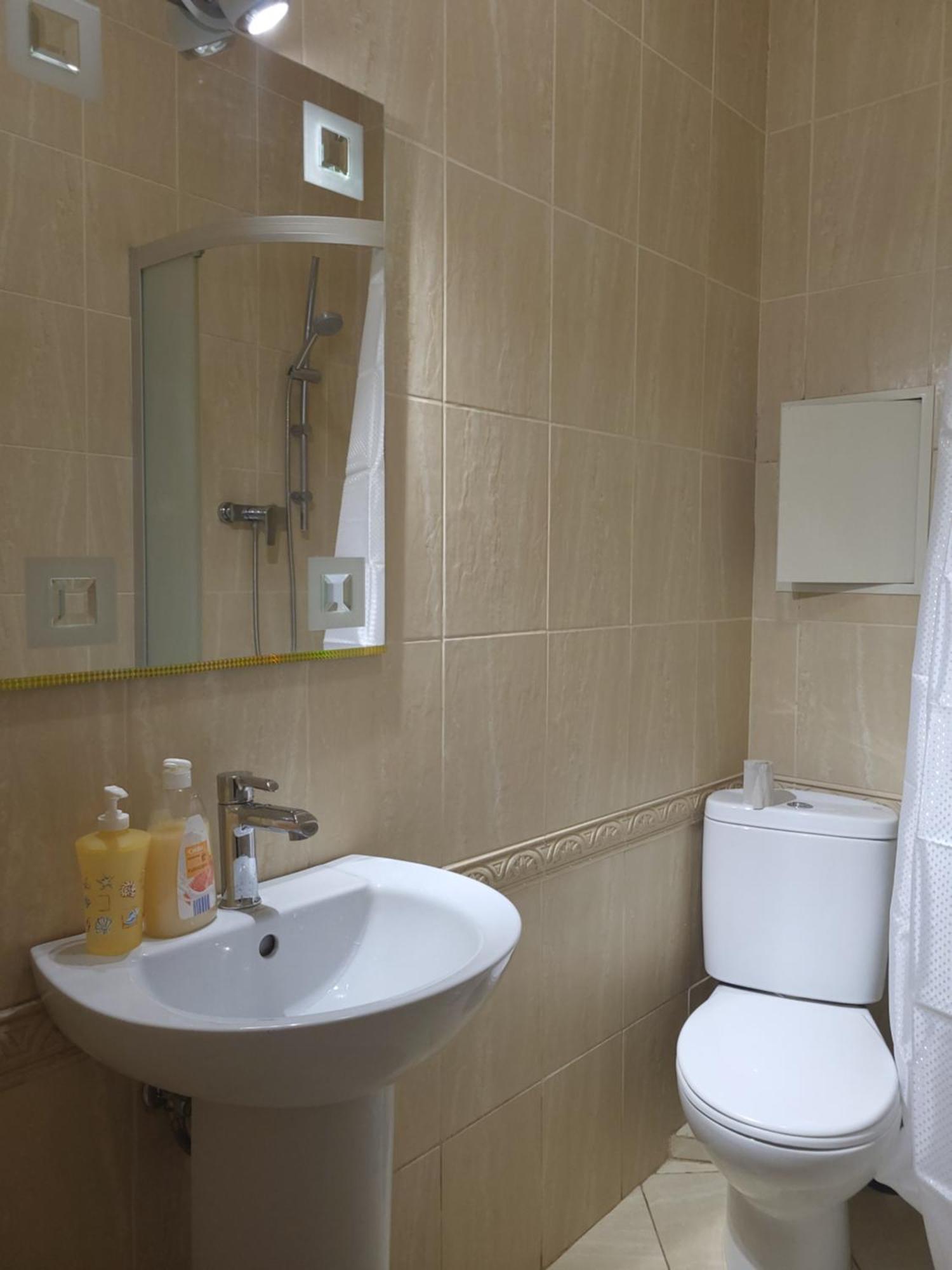 Японська 5 Apartment Lviv Bagian luar foto